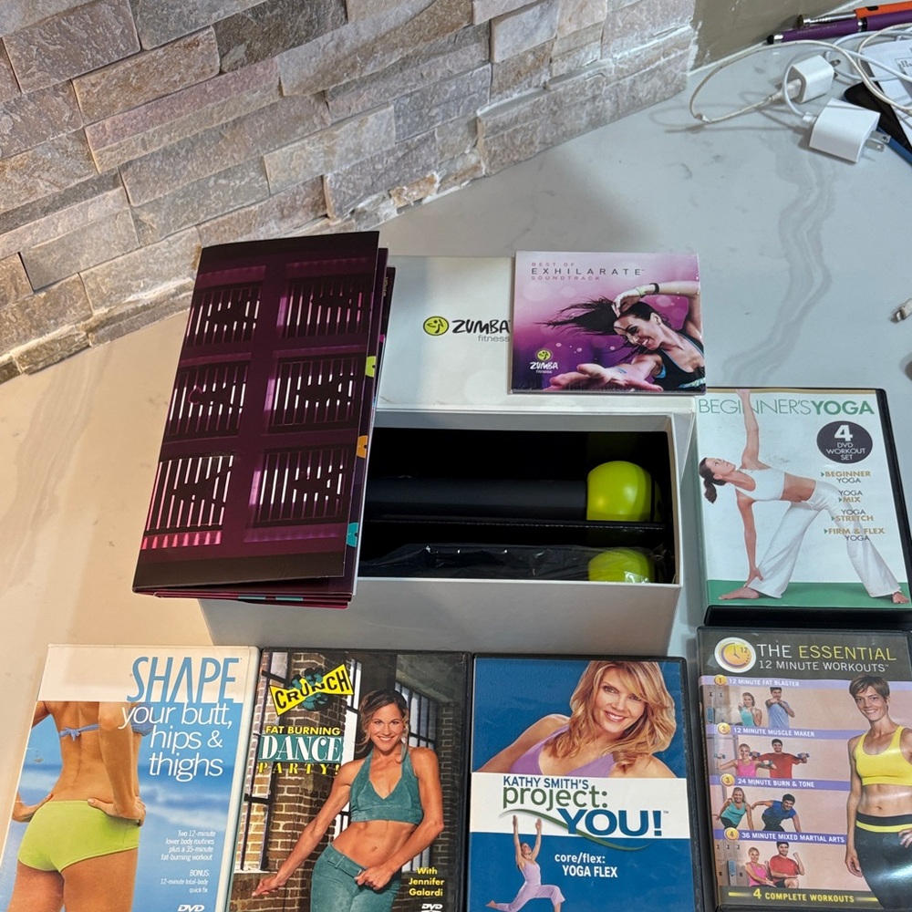 Zumba Fitness DVD Organizer - Black and Purple